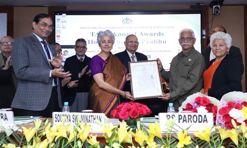 Shri. Chandrashekhar Bhadsavle Honored with
Norman E. Borlaug Innovative Farmer Award